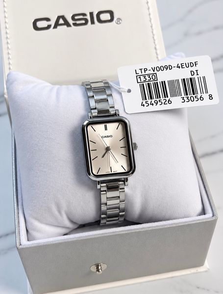 Жіночий годинник Casio LTP-V009D-4E LTP-V009D-4E фото