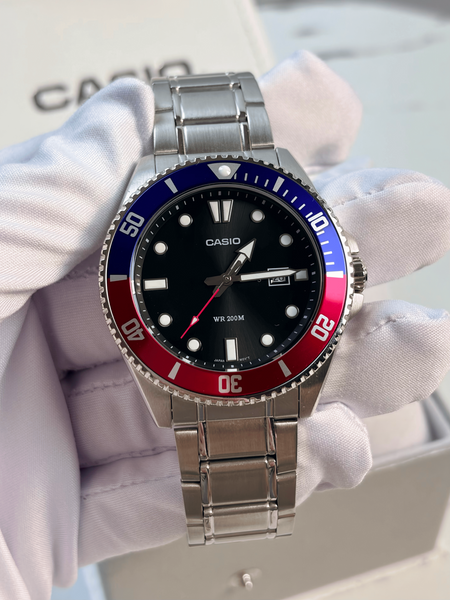 Чоловічий годинник Casio MDV-107D-1A3 MDV-107D-1A3 фото